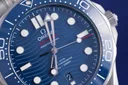 Omega Seamaster Diver 300 M, Ref. 210.30.42.20.03.001, blue dial, Stainless Steel case luxury watch – view 2