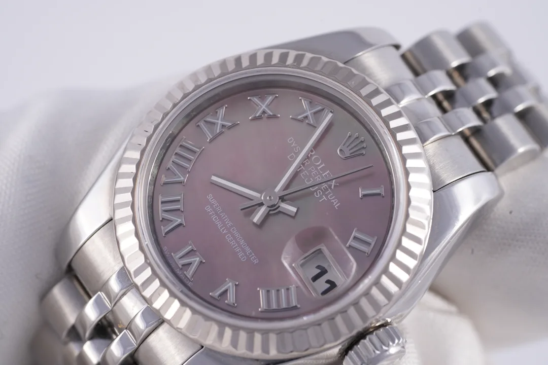 Rolex Datejust 26, Ref. 179174, tahitian mother of pearl dial, Stainless Steel case luxury watch – view 3