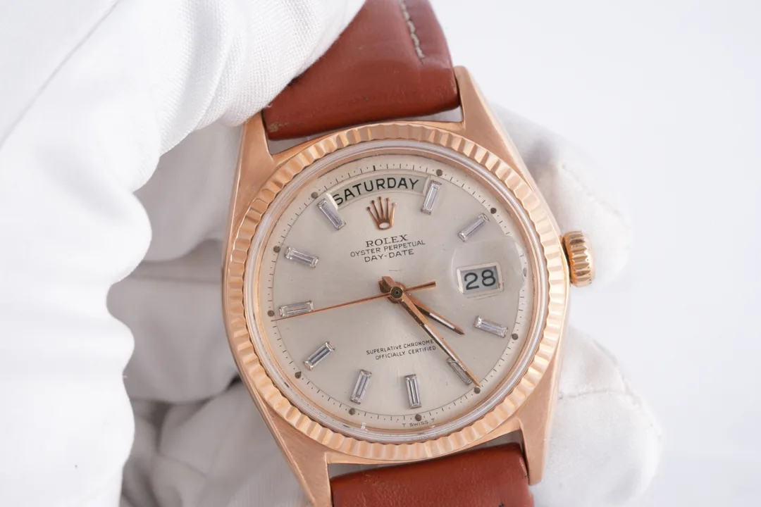 Rolex Day-Date, Ref. 1803, baguette diamond dial, 18K Rose Gold case luxury watch – view 2
