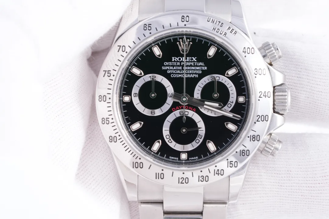 Rolex Daytona, Ref. 16520, black dial, Stainless Steel case luxury watch – view 3