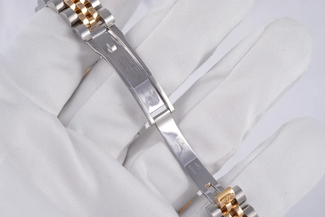 Rolex Lady-Datejust, Ref. 179173, white dial, 18K Gold and Steel case luxury watch – view 2