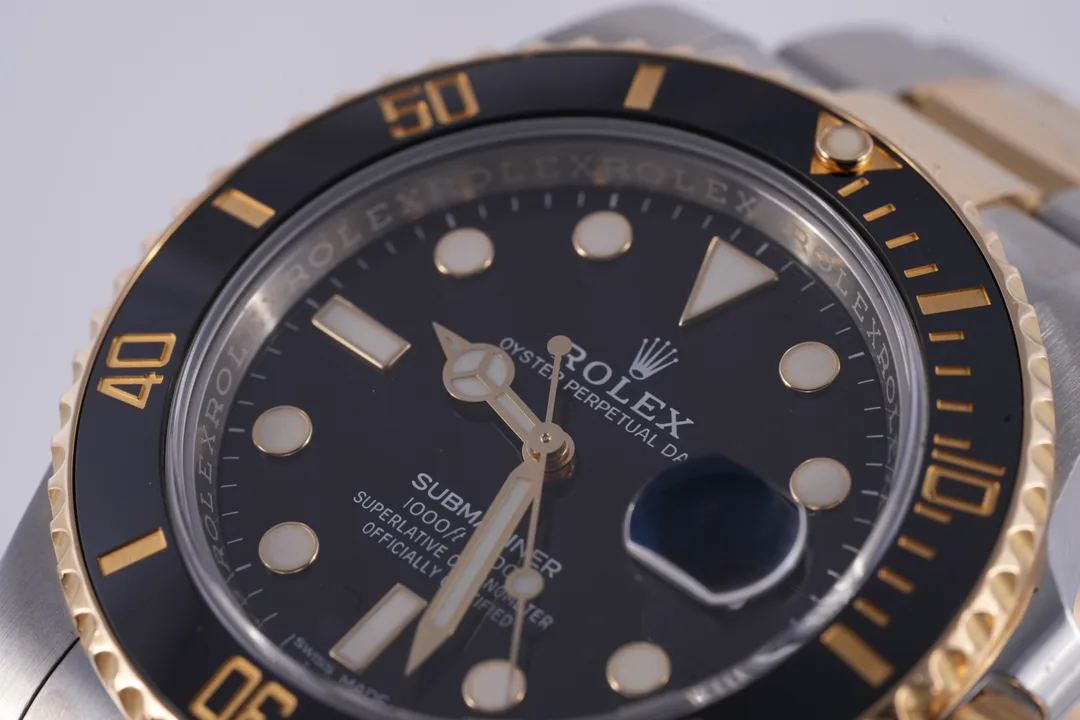 Rolex Submariner Date, Ref. 116613LN, black dial, 18K Gold and Steel case luxury watch – view 3