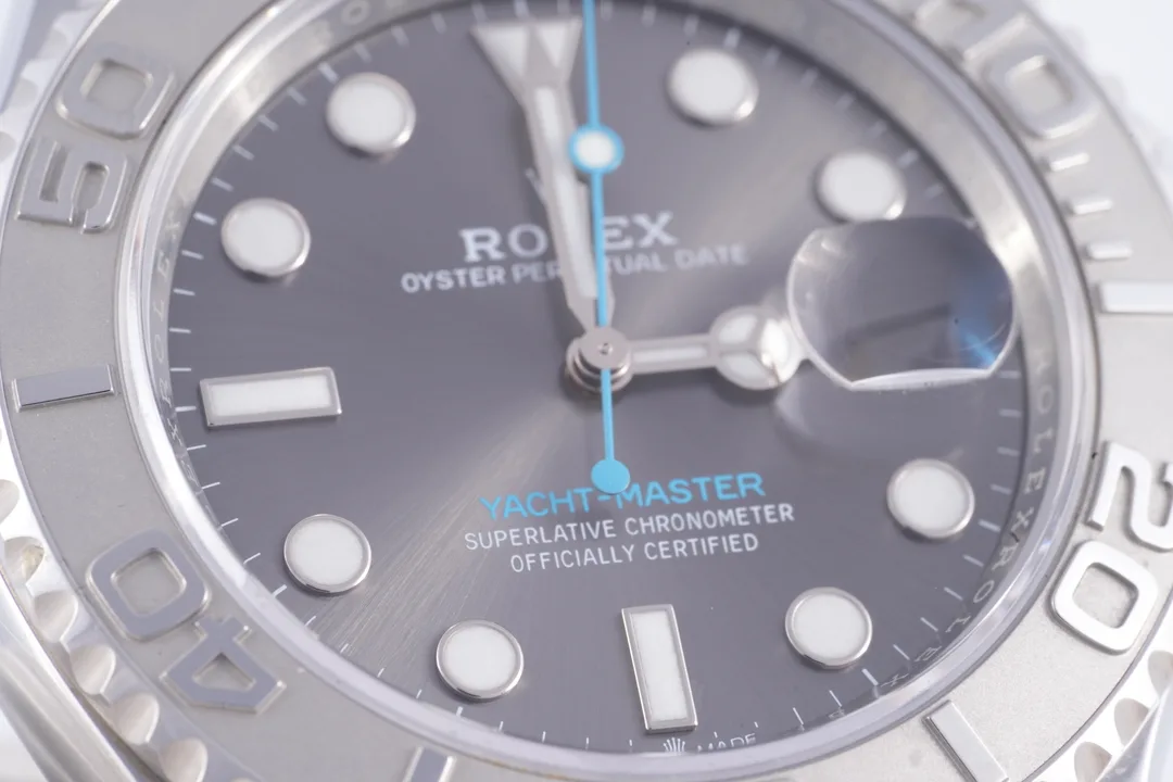 Rolex Yacht-Master 40, Ref. 126622, grey dial, Stainless Steel case luxury watch – view 5