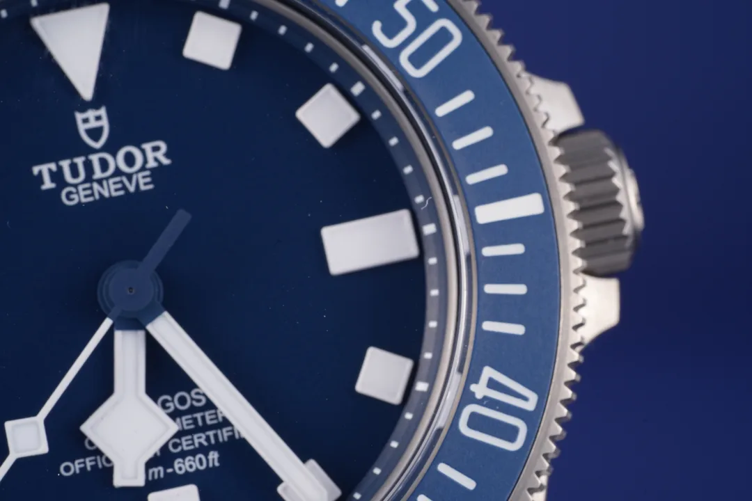 Tudor Pelagos, Ref. 25707B, blue dial, Titanium case luxury watch – view 2