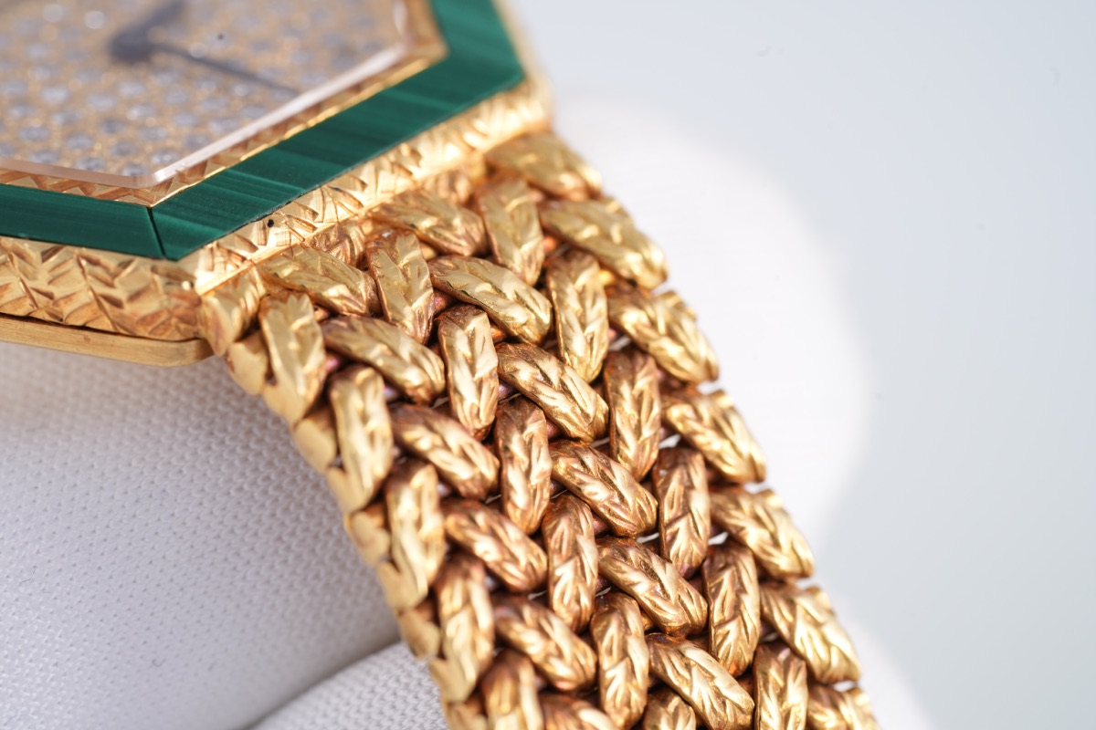 Limelight Piaget, Ref. 9553 / 9553 D2, diamond dial, 18K Yellow Gold case luxury watch – view 4