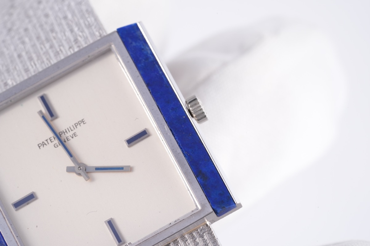 Patek Philippe Gondolo, Ref. 3578/1, white dial, 18K White Gold case luxury watch – view 6