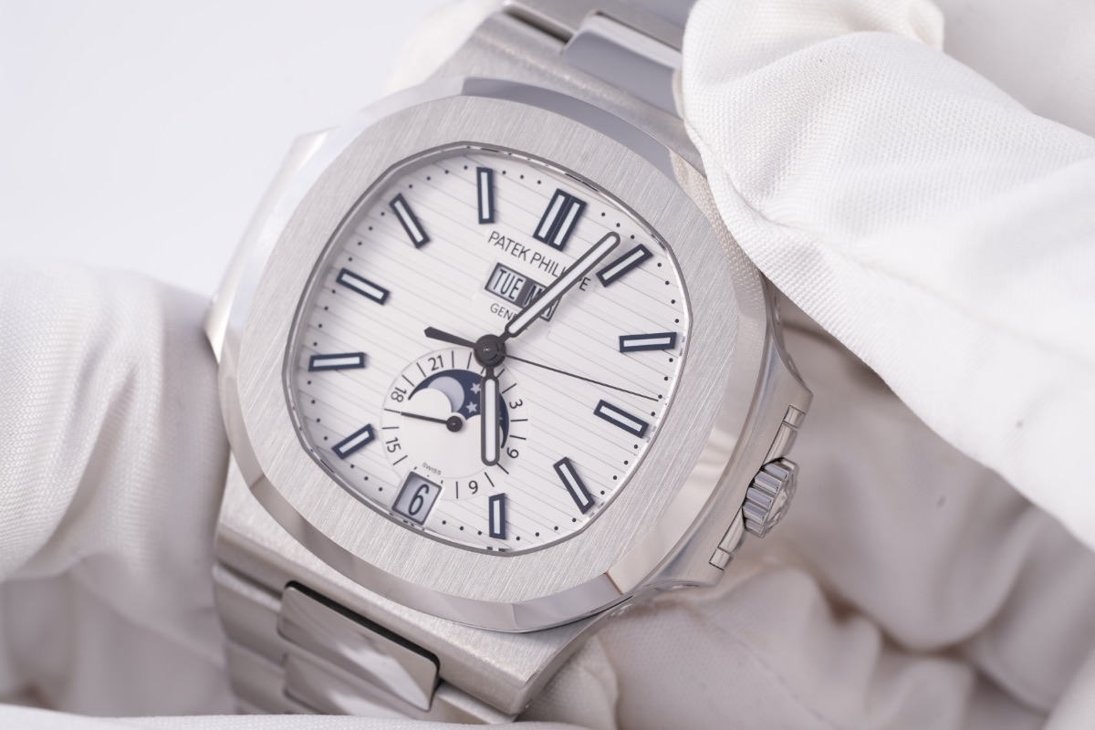 Nautilus Annual Calendar – image 3