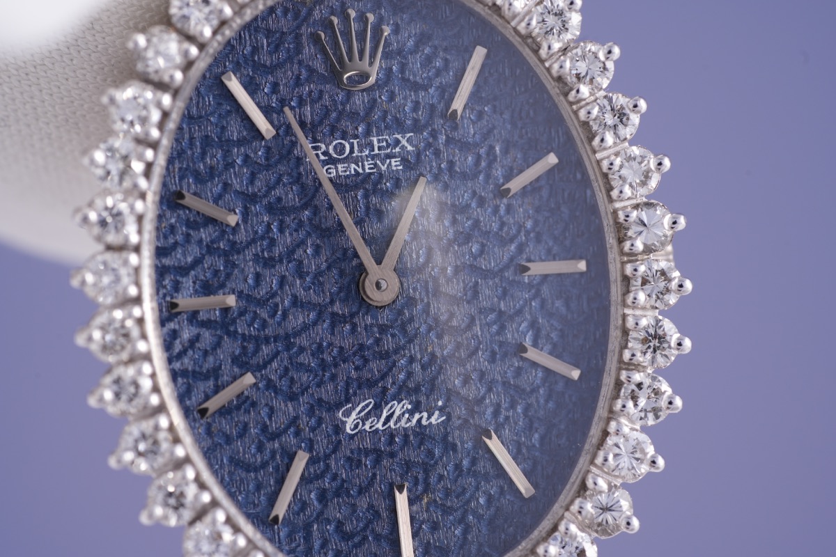 Rolex Cellini, blue dial, 18K White Gold case luxury watch – view 3
