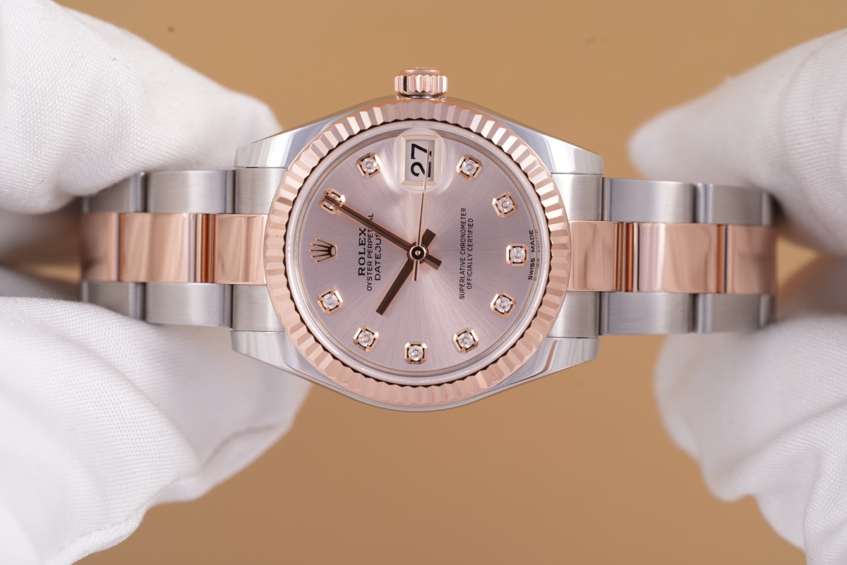Rolex Datejust, Ref. 178271, pink dial, 18K Rose Gold and Steel case luxury watch – view 2
