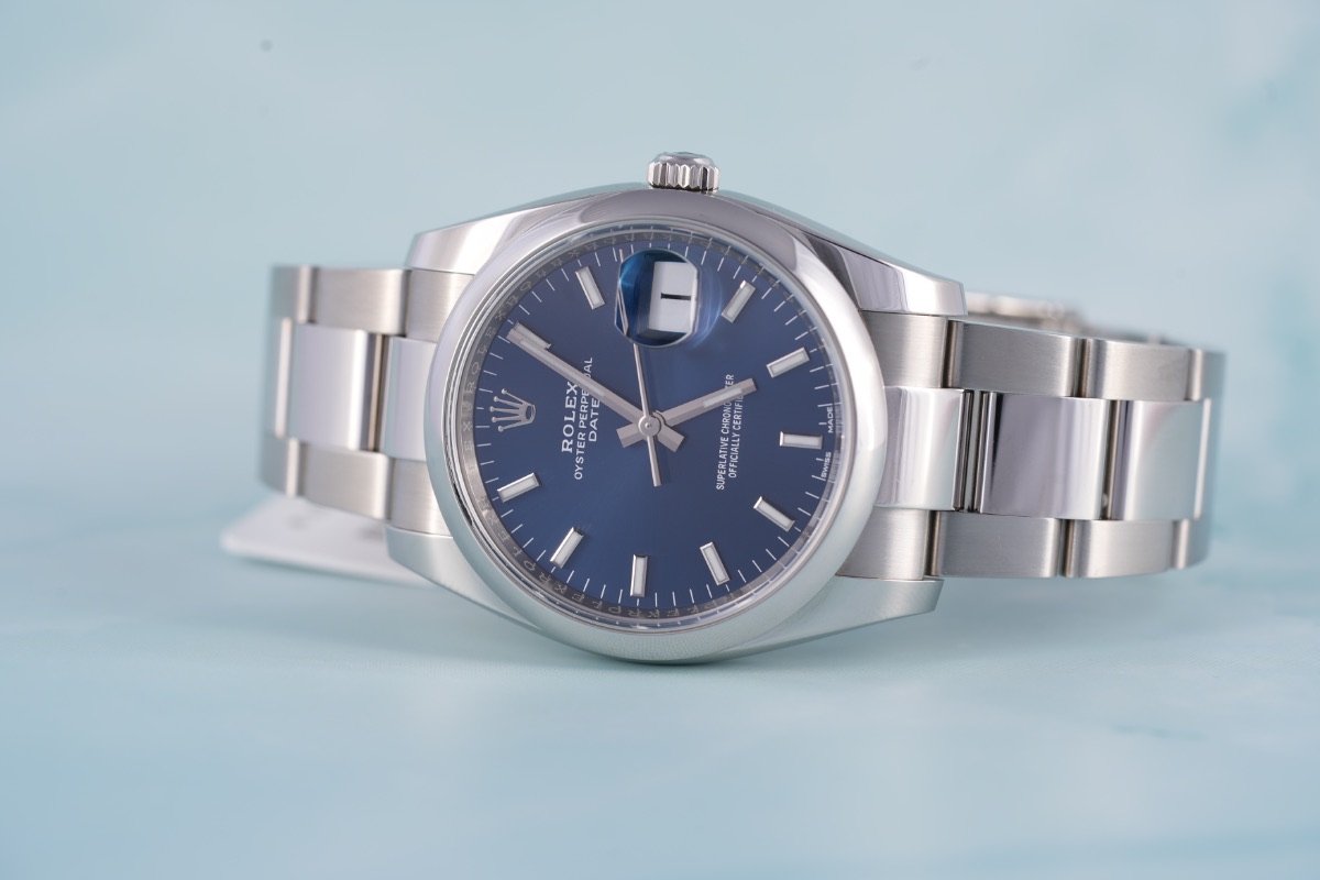 Rolex Oyster Perpetual Date, Ref. 115200, blue dial, Stainless Steel case luxury watch – view 3